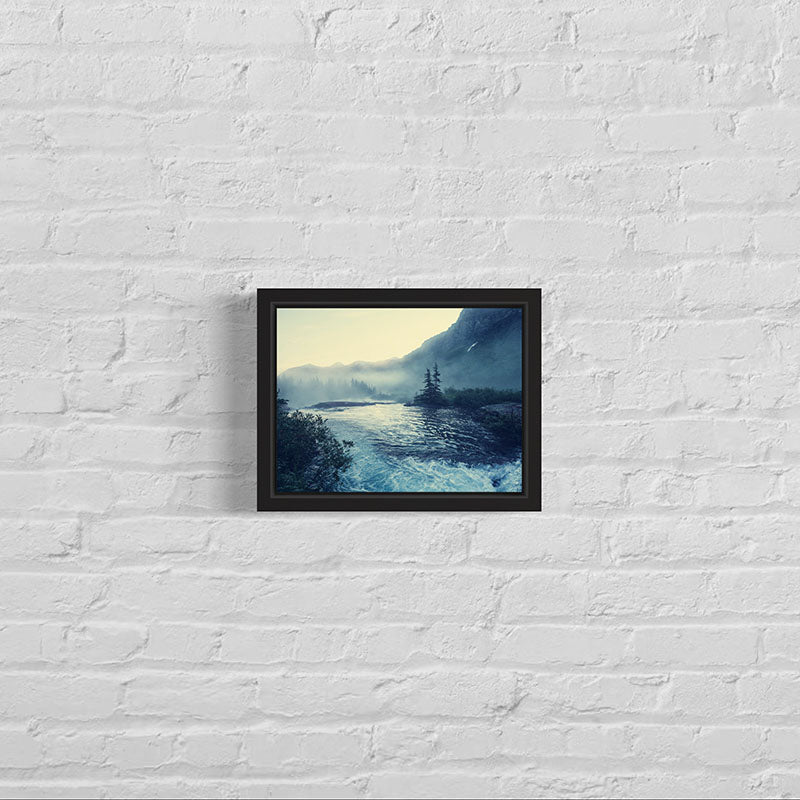 Quadro com Moldura de Madeira e Vidro Temperado. Impressão Fine Art em Papel Fotográfico 260g.