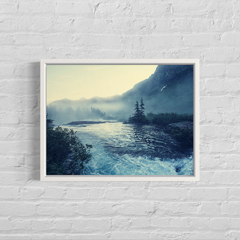Quadro com Moldura de Madeira, Vidro Temperado e Paspatur. Papel Fotográfico Ultra HD.