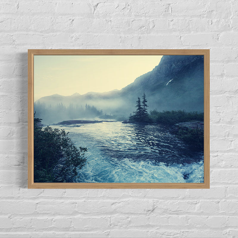 Quadro com Moldura de Madeira, Vidro Temperado e Paspatur. Papel Fotográfico Ultra HD.